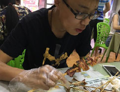 老街街道烧烤加盟,学烧烤技术,开烧烤店多少钱